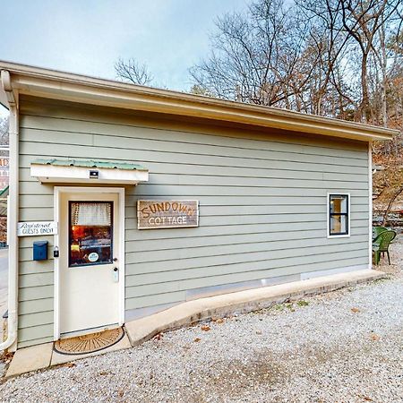 Sundown Cottage Eureka Springs Exterior photo
